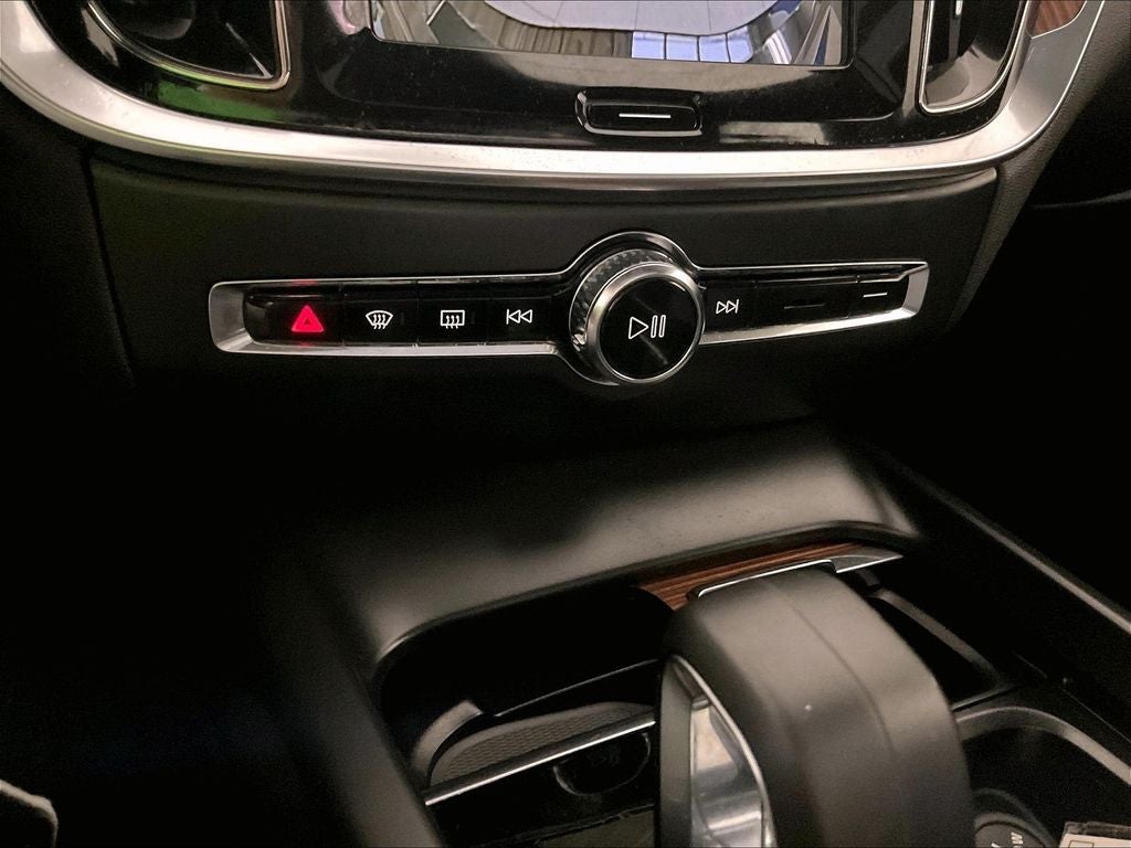 2023 Volvo S60 B5 Plus Black Edition