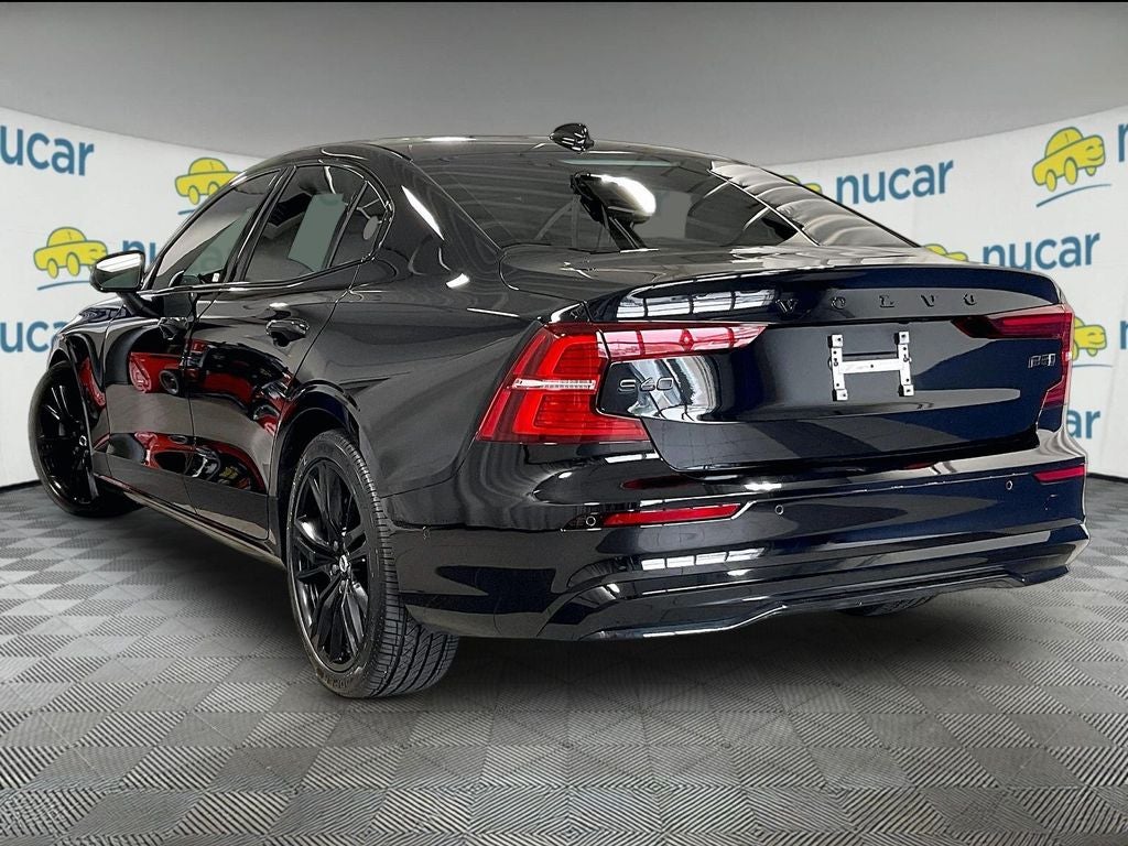 2023 Volvo S60 B5 Plus Black Edition