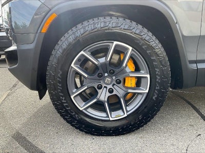 2023 Rivian R1S Adventure Quad Motor Large Pack