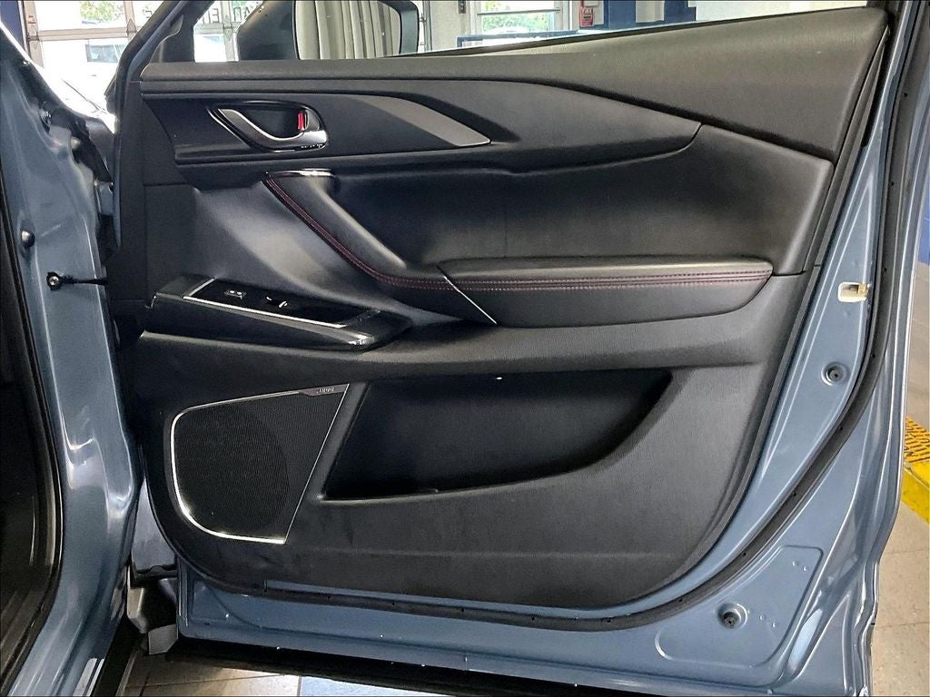 2021 Mazda Mazda CX-9 Carbon Edition