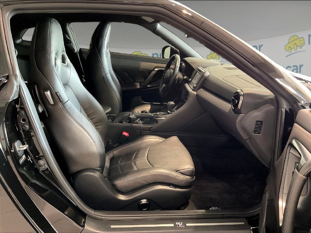 2024 Nissan GT-R Premium