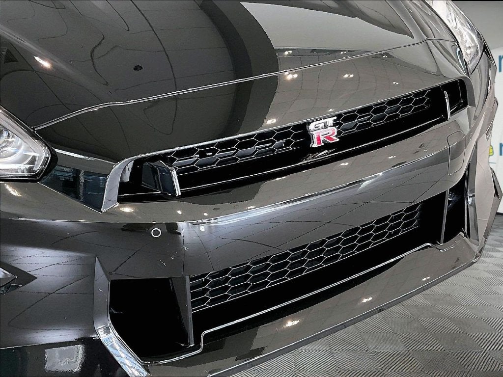 2024 Nissan GT-R Premium