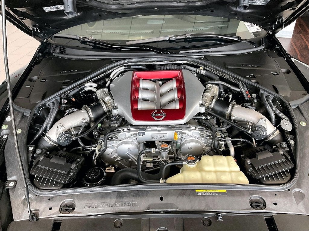 2024 Nissan GT-R Premium