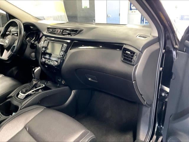 2022 Nissan Rogue Sport AWD SL