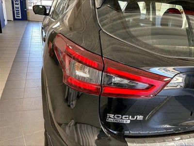 2022 Nissan Rogue Sport AWD SL