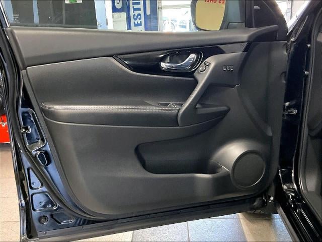 2022 Nissan Rogue Sport AWD SL