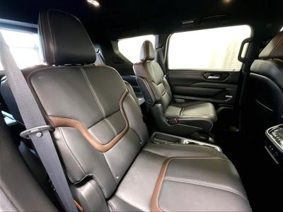 2025 Nissan Armada 4x4 SL