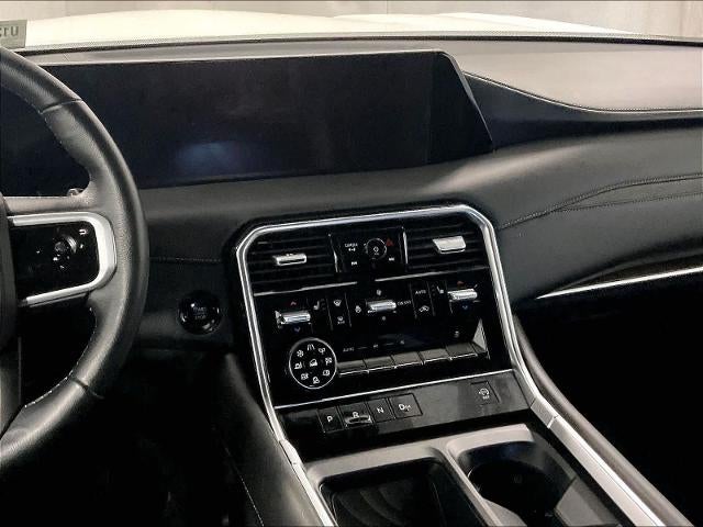 2025 Nissan Armada 4x4 SL