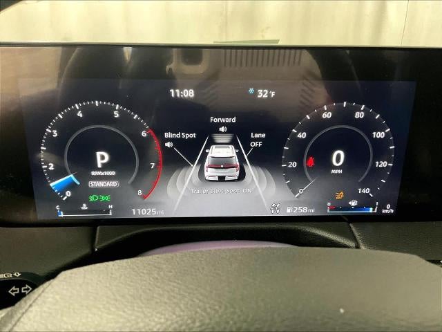 2025 Nissan Armada 4x4 SL