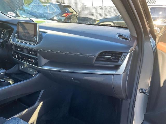 2023 Nissan Rogue AWD SV *Ltd Avail*