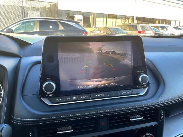 2023 Nissan Rogue AWD SV *Ltd Avail*