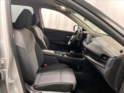 2023 Nissan Rogue AWD SV *Ltd Avail*