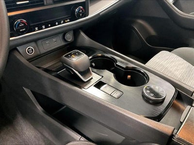 2023 Nissan Rogue AWD SV *Ltd Avail*