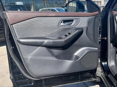 2023 Nissan Rogue AWD SV *Ltd Avail*