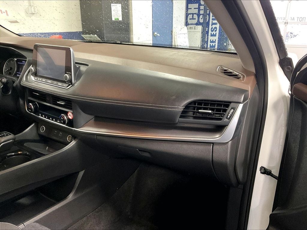 2023 Nissan Rogue AWD SV