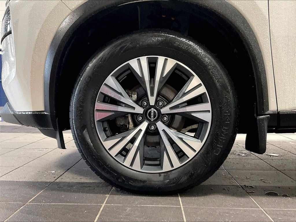 2023 Nissan Rogue AWD SV