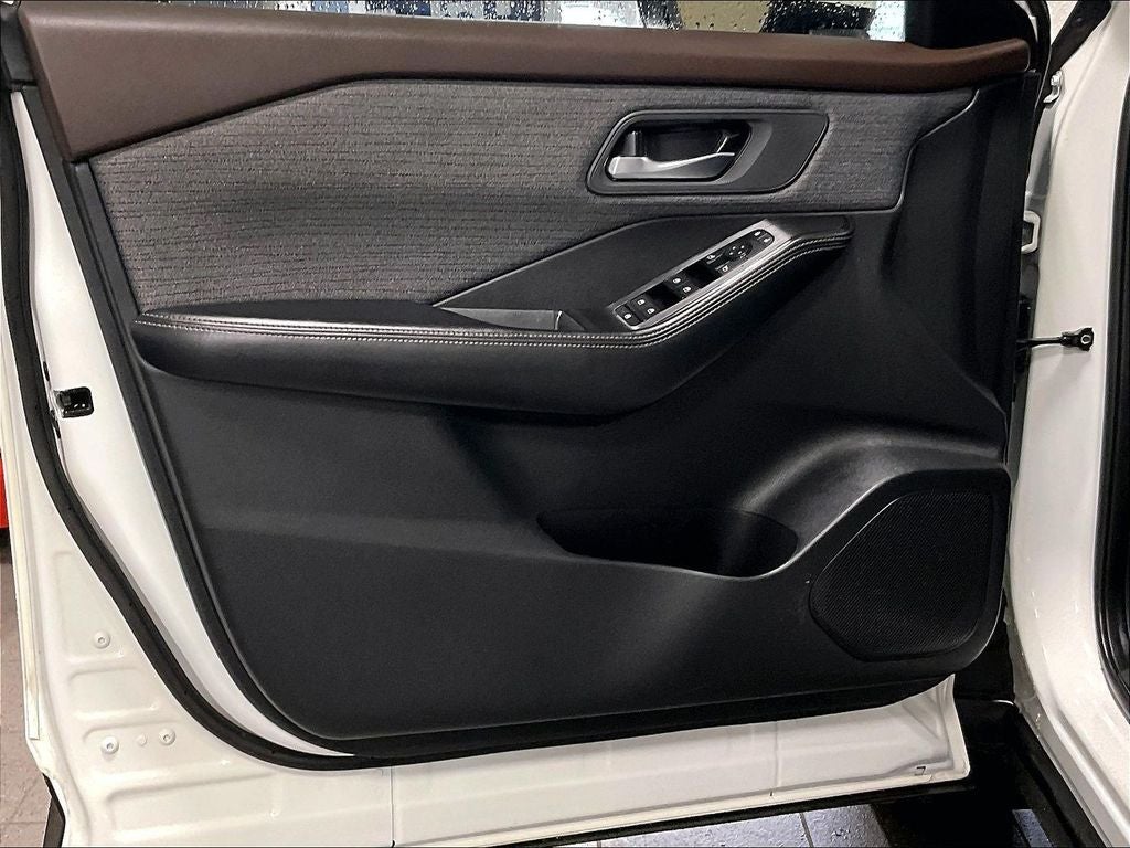 2023 Nissan Rogue AWD SV