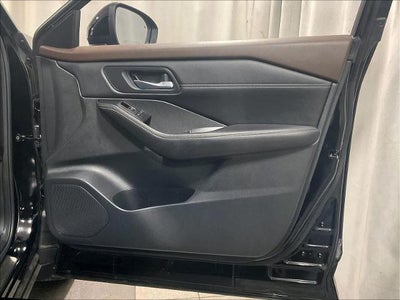 2023 Nissan Rogue AWD SL *Ltd Avail*