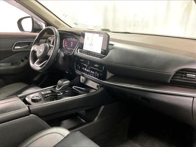 2023 Nissan Rogue AWD Platinum