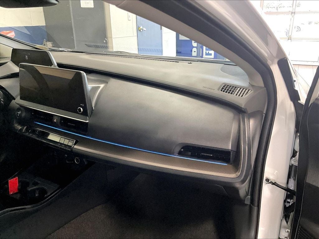 2024 Toyota Prius XLE
