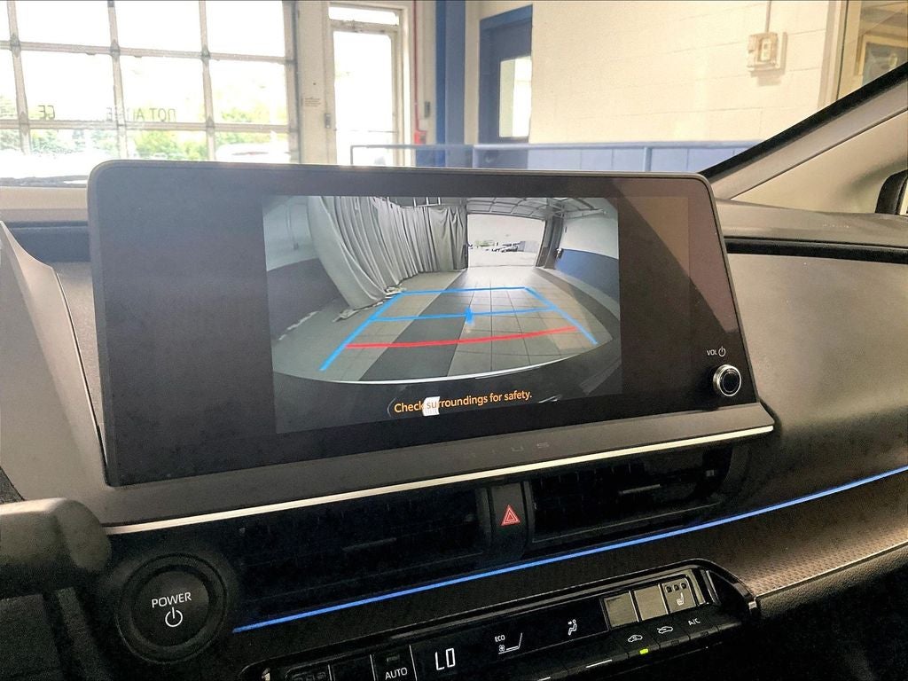2024 Toyota Prius XLE