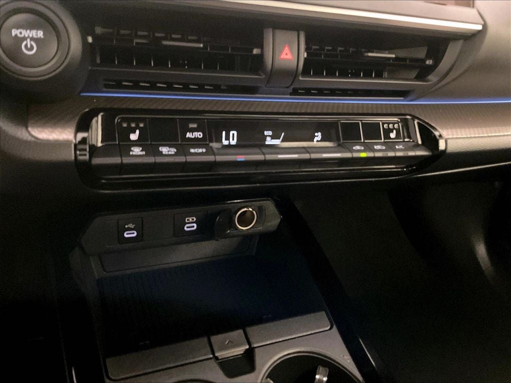 2024 Toyota Prius XLE