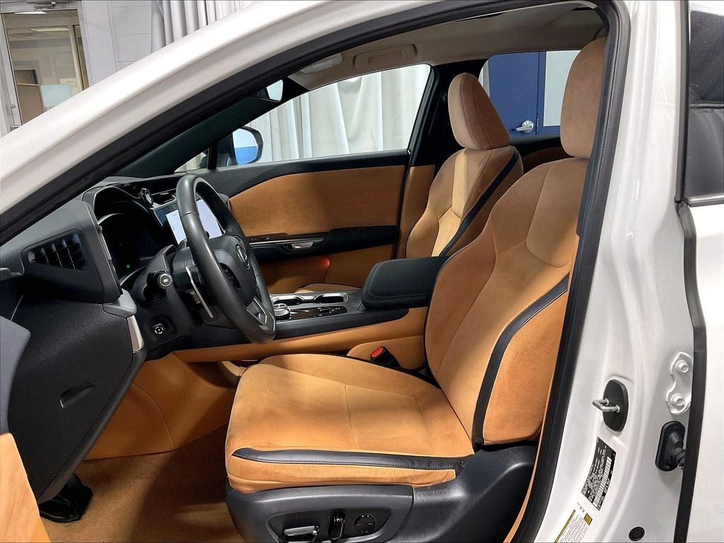2023 Lexus RZ Luxury AWD