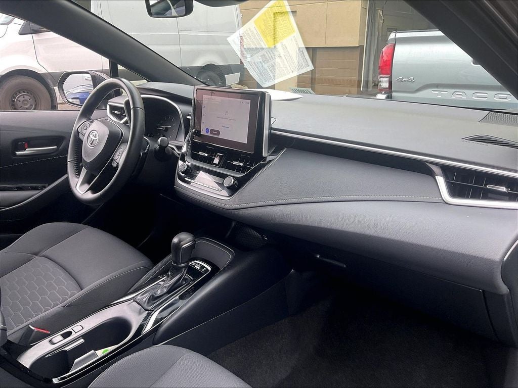2024 Toyota Corolla Hatchback SE