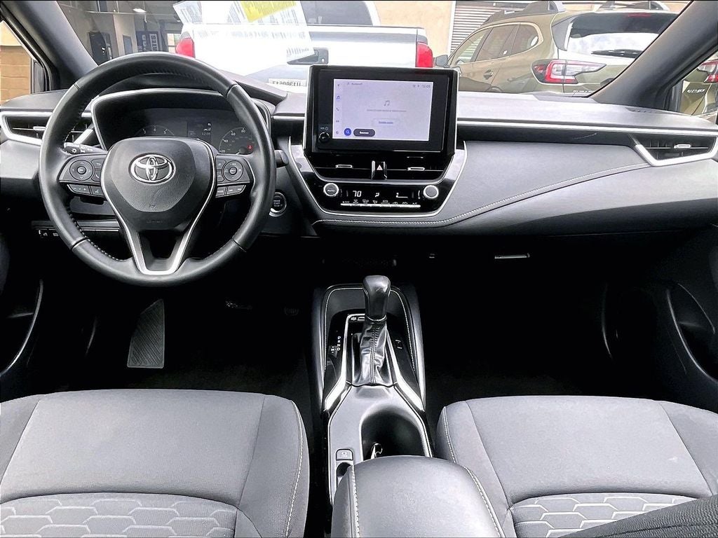 2024 Toyota Corolla Hatchback SE