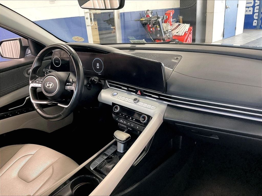 2024 Hyundai Elantra Limited