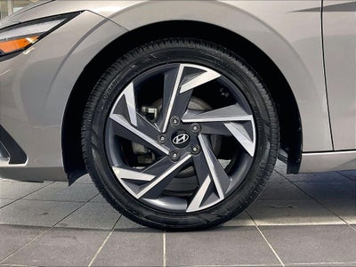 2024 Hyundai Elantra Limited
