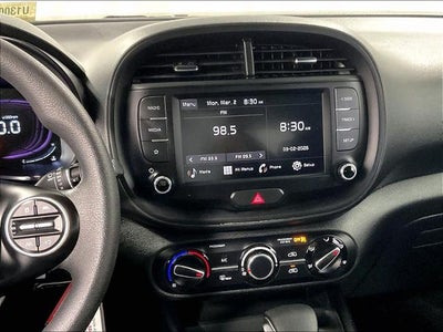 2024 Kia Soul LX IVT