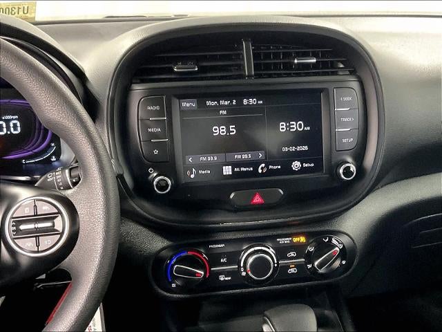 2024 Kia Soul LX IVT
