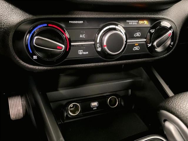 2024 Kia Soul LX IVT