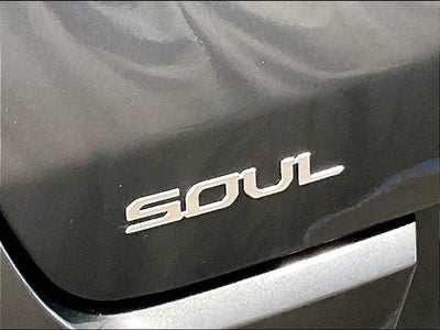 2024 Kia Soul LX IVT