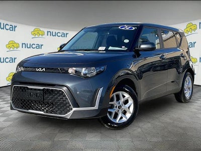 2024 Kia Soul LX IVT
