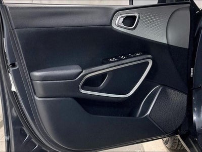 2024 Kia Soul LX IVT