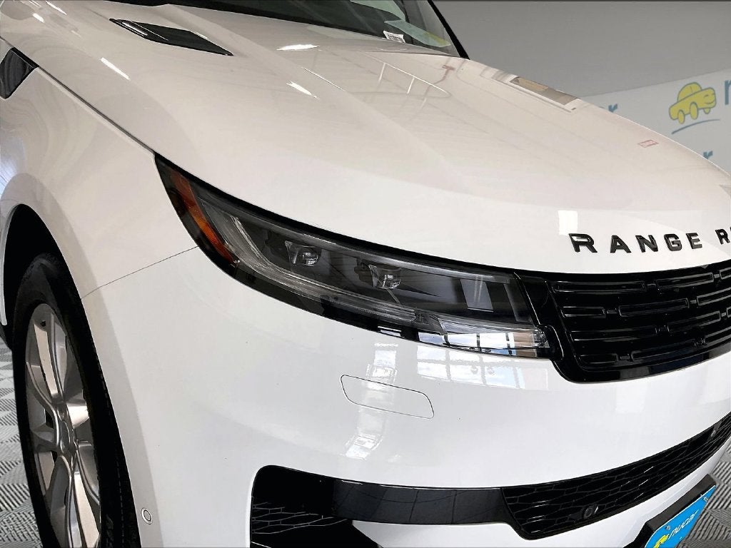 2025 Land Rover Range Rover Sport SE