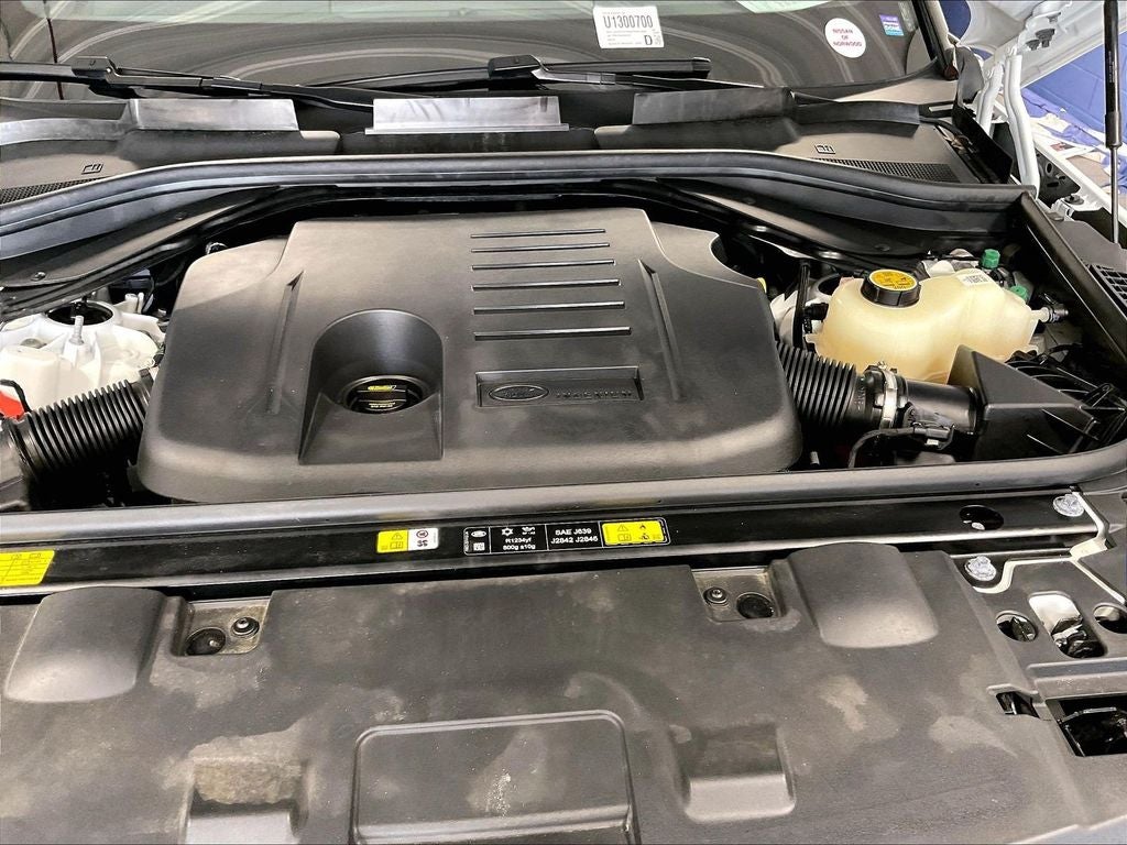 2025 Land Rover Range Rover Sport SE