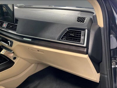 2024 Audi Q5 45 S line Premium quattro