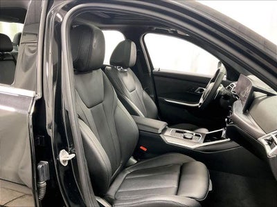 2025 BMW 330i xDrive Sedan