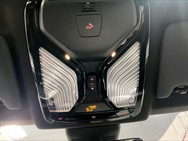 2025 BMW 330i xDrive Sedan