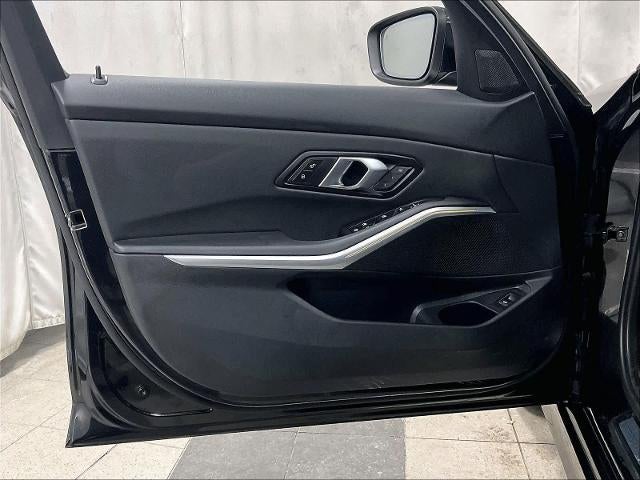 2025 BMW 330i xDrive Sedan