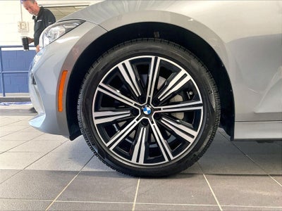 2025 BMW 3 Series 330i xDrive