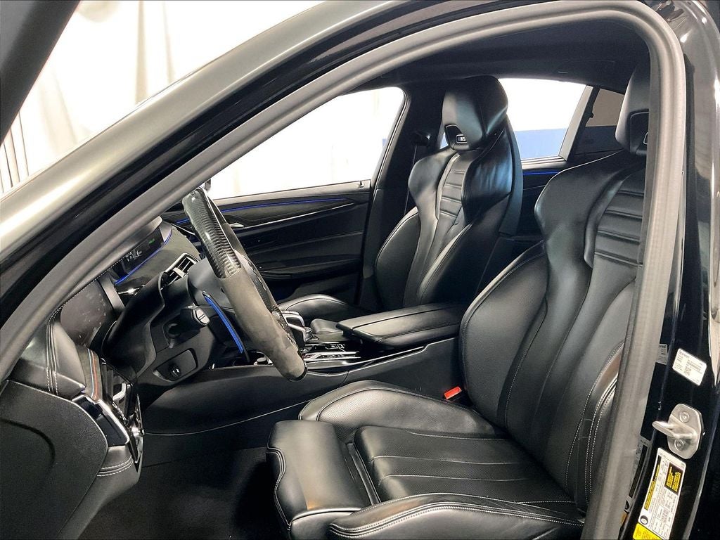 2022 BMW M5 Base