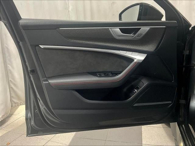 2021 Audi RS 6 Avant 4.0 TFSI quattro