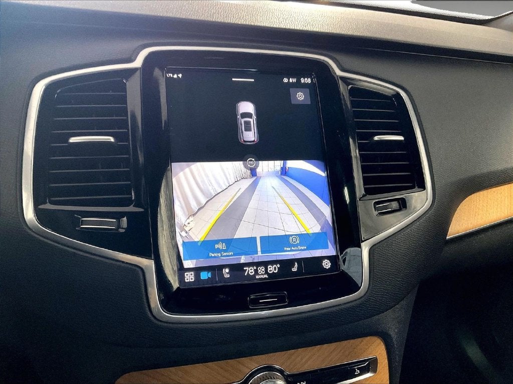 2024 Volvo XC90 B6 Plus Bright Theme