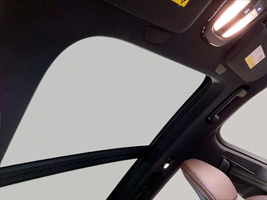 2024 Volvo XC90 B6 Plus Bright Theme