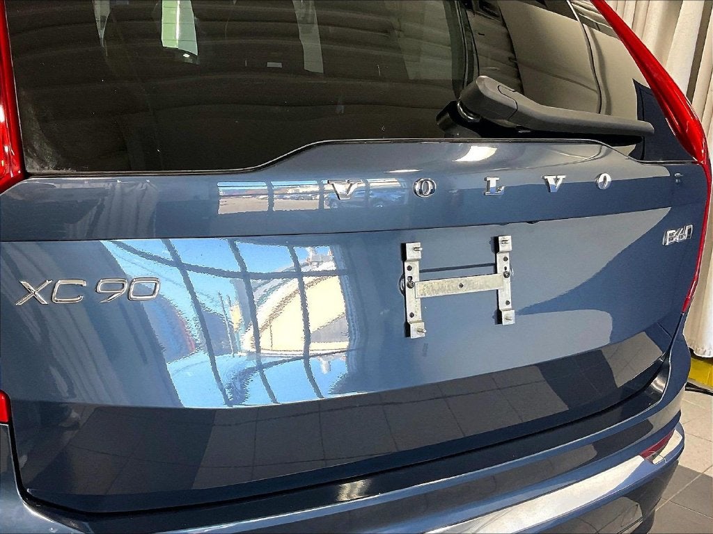 2024 Volvo XC90 B6 Plus Bright Theme