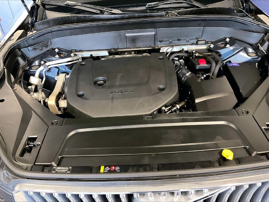 2024 Volvo XC90 B6 Plus Bright Theme
